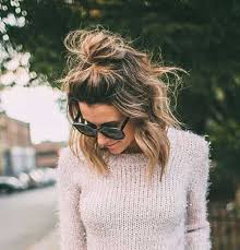 Guide To Style Your Top Knot In 4 Different Ways With Images In 2020 Hair Styles Long Hair Styles Short Hair Styles