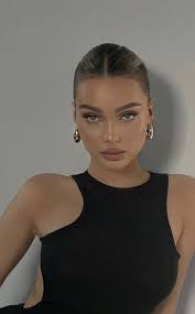 Molly Russo (mollyerusso)