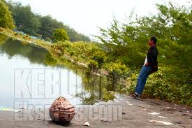 Dari purworejo, anda lanjutkan perjalanan ke kutoarjo yang harus melalui selatan stasiun kutoarjo. Pantai Laguna Lembupurwo Oase Pantai Selatan Kebumen Kebumen Ekspres Paling Tahu Kebumen