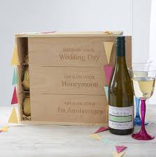 12 Awesome Unique Wedding Gift Ideas For Any Budget Original Wedding Gifts Wine Box Wedding Diy Wedding Gifts