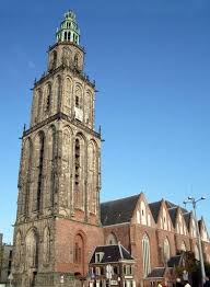 De Martinitoren Op De Grote Markt In Groningen De Stad Telt Heel Veel Mooie Gebouwen Uit Het Roemrijke Verleden Van Deze Handelsstad I Groningen Gebouwen Stad