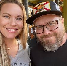 Emily Lincoln's Instagram, Twitter & Facebook