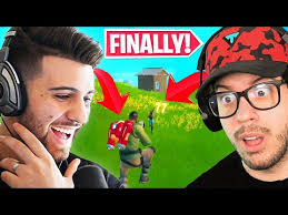 Typical gamer reacts to the news that pokimane has a boyfriend and he courage and nadeshot typical gamer and courage give their thoughts on joe rogan's recent controversial take on video. Sypherpk Vs Typical Gamer It Finally Happened