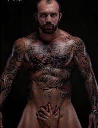 On todays episode of “I had to see this so everyone else has to” I present  to you- Adams porno-adjacent gym promotional photo : rTeenMomOGandTeenMom2