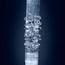 The Canadian Diamond Mine Putting Ethics On The Map Canadian Diamonds Diamond Mines Map Jewelry