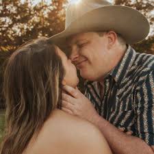 Kylie O'Brien and Aaron Qualls' Wedding Website