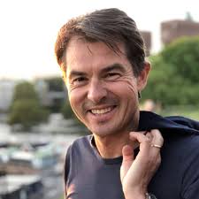 Martin Stuchtey: „Es ist zu spät, um Pessimist zu sein!“ by Dolomitenstadt  Podcast