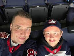 Nathan Knight (@nknight1011)