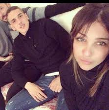 Tra l'attaccante della roma nicolò zaniolo e sua mamma francesca costa, la vera star dei social è lei, che parteciperebbe anche al grande fratello. Mamma Di Zaniolo Quanti Anni Ha Francesca Costa A Ce Posta Per Te Funweek