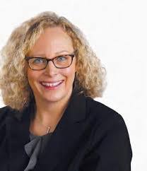 Heather Bonnell's Instagram, Twitter & Facebook