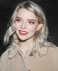 Rather than her peers like ollie and reine, anya is less sociable with her senpais but has recently started a relationship with one of her senpais, namely ina. 430 Anya Taylor Joy Ideas In 2021 Anya Taylor Joy Anya Taylor
