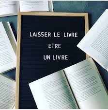 Vendredi 16 avril 2021, une vidéo postée sur instagram dans laquelle une femme est poussée dans les escaliers d'une bouche de métro par un inconnu a été visionnée plusieurs milliers de fois. Sophie Lit Sophielitca Twitter