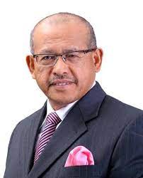 Hassan tan sri haji ismail bin haji omar tan sri dato' sri khalid bin abu bakar tan sri dato' sri mohamad fuzi harun tan sri dato' seri abdul hamid bador. Tan Sri Dato Sri Abdul Aziz Abdul Rahman Appointed As Chairman Board Of Directors Ump Ump News