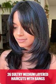 Lindsey Botting's Instagram, Twitter & Facebook