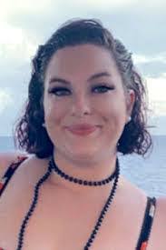 Alexis Satchell's Instagram, Twitter & Facebook