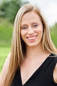 Danielle Crouse's Instagram, Twitter & Facebook