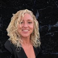 Rebecca Relyea's Instagram, Twitter & Facebook