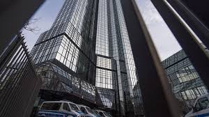 Finden sie das passende finanzprodukt oder lassen sie sich beraten. Deutsche Bank Geht Nach Geldwasche Razzia In Die Offensive Sn At