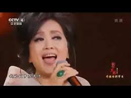 三毛与王洛宾的忘年恋橄榄树下再等待永隔一江水- YouTube