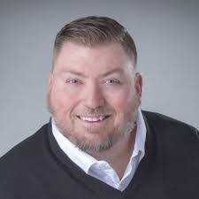 Daniel Fletes's Instagram, Twitter & Facebook