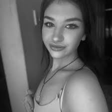 Home based lash tech near Capalaba and Cleveland?