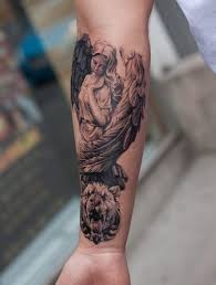 Angel Tattoo On Arm Engel Tattoo Tatowierungen Engel Tattoos