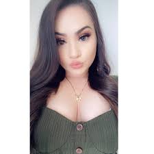 Aida Parks's Instagram, Twitter & Facebook