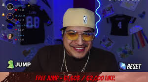 Malika Glover (@exohlika) bersiaran LIVE