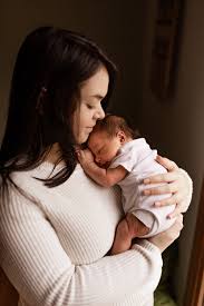 In addition to being passionate and keen on photography, we are perfectionist at heart and strive tenaciously to be the leader in the photography industry. Diy Newborn Photography 10 Tips For Taking Your Own Pictures Jw Brown Photography