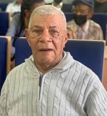 FERNANDO RECIBE ANTORCHA DE JUEGOS UNIVERSITARIOS TONY BARREIRO  #FernandoSiemprePresente El alcalde Fernando recibió hoy la antorcha de los  Juegos Universitarios Tony Barreiro de manos de personal de la Universidad  Autónoma de Santo