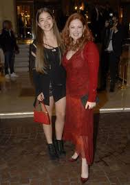 Pochází z herecké rodiny její otec nicolas del jeto třetí dcera režiséra nicolase dela boca a anny marií castro. Who Is Andrea Del Boca Dating Andrea Del Boca Boyfriend Husband