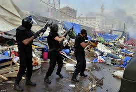 وعشية ذكرى فض الاعتصام نددت منظمات حقوقية بما وصفته بـعدم إنصاف الضحايا واستمرار الإفلات من العقاب. ÙÙŠ Ø§Ù„Ø°ÙƒØ±Ù‰ Ø§Ù„Ø®Ø§Ù…Ø³Ø© Ù„ÙØ¶ Ø§Ù„Ø§Ø¹ØªØµØ§Ù… Ø±Ø§Ø¨Ø¹Ø© ØªØªØµØ¯Ø± ØªÙˆÙŠØªØ± Ø´Ø¨ÙƒØ© Ø±ØµØ¯ Ø§Ù„Ø¥Ø®Ø¨Ø§Ø±ÙŠØ©