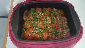 Tomates A La Provencale Recette Cake Factory Recettes De Cuisine Recette Cuisine Companion Tomates Provencales