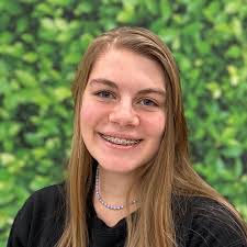 Jenny Hanks's Instagram, Twitter & Facebook