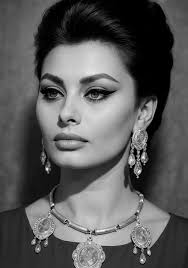 Sophia Loren and Cary Grant in The Pride and the Passion (1957).