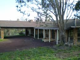 Hi/low, realfeel®, precip, radar, & everything you need to be ready for the day, commute, and weekend! 225 Whittlesea Yea Road Whittlesea Vic 3757
