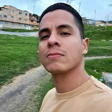 Qué harás ahora que Lionel Messi ya es CAMPEÓN DEL MUNDO? — YO: