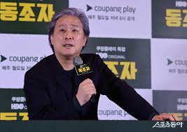 동조자는 시작일 뿐…거장 박찬욱 바람이 몰아친다 : 네이트 연예