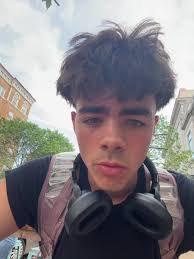 Evan Fu's Instagram, Twitter & Facebook