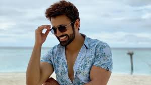 Pearl v puri chest size 39, waist size 30 & biceps size 11 inches. Pearl V Puri Reveals His Ex Gf Wanted Him To Become An Actor But When He Did She Wanted Him To Quit Filmibeat