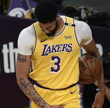 Find out the latest on your favorite nba teams on cbssports.com. Basketball Los Angeles Lakers Charakterloses Aus Des Nba Champions Welt