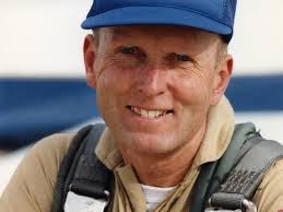 Former astronaut C. Gordon Fullerton dies