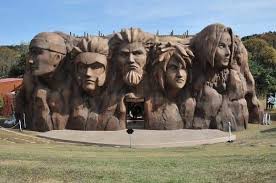 Pin By Michelle Nguyen On Japan In 2020 Lion Sculpture Theme Park Statue