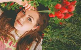 Hannah Kerr Reveals Autobiographical Title-Cut From Forthcoming Sophomore  Album 'As I Am'