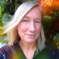 30+ "Julia Aka" profiles