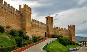 Maybe you would like to learn more about one of these? In Camper Da Pesaro A Gradara Marche Genius Camping Magazine