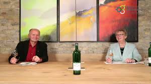 Premiere des Charity Wine Tastings des Fraunhofer-Alumni e.V. ein voller  Erfolg