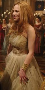 Greer Of Kinross Reign Pilot Reign Dresses Ceremony Dresses Fantasy Dress