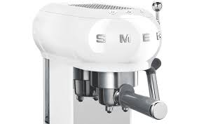 Use this information to find out if: Smeg Ecf01whau 50s Retro Style Coffee Machine White At The Good Guys
