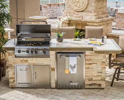 We carry a growing selection of high quality outdoor kitchen appliances, ranging from grills, kitchen refrigerators, cocktail pros, kitchen beverage coolers, ice makers to beer dispensers. Outdoor Kitchens The Recreational Warehouse